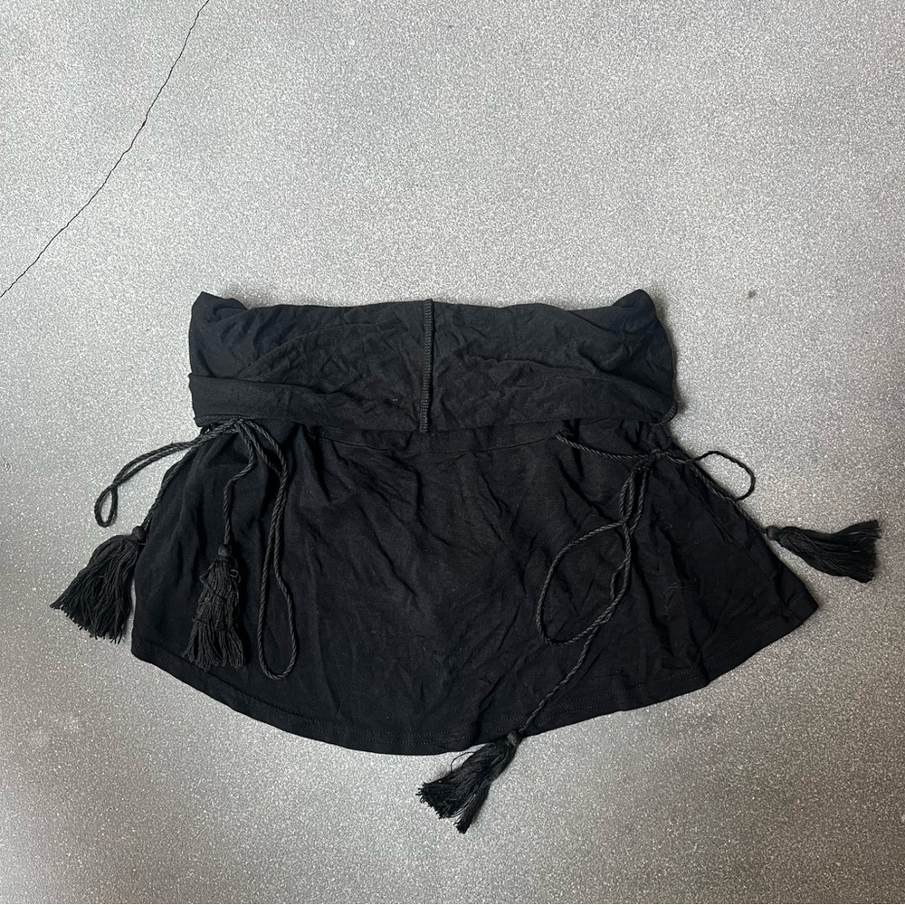 Pretty Little Thing mini skirt with shorts